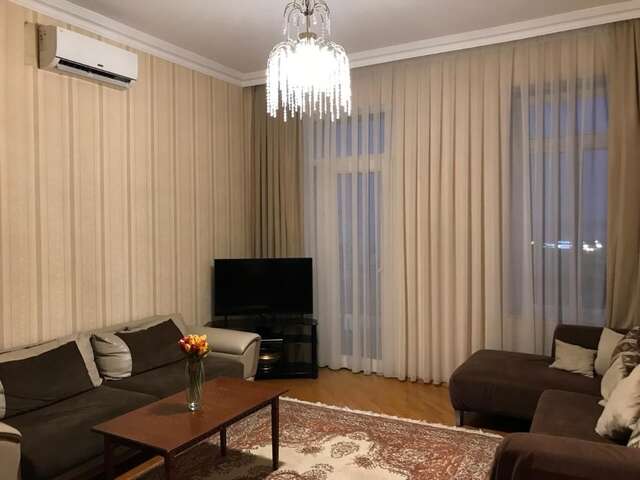 Апартаменты Tower Old City Apartments Баку-10